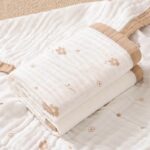 پتو دورپیچ موسلین طرحدار کرم - Image 4