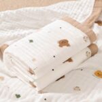 پتو دورپیچ موسلین طرحدار کرم - Image 5